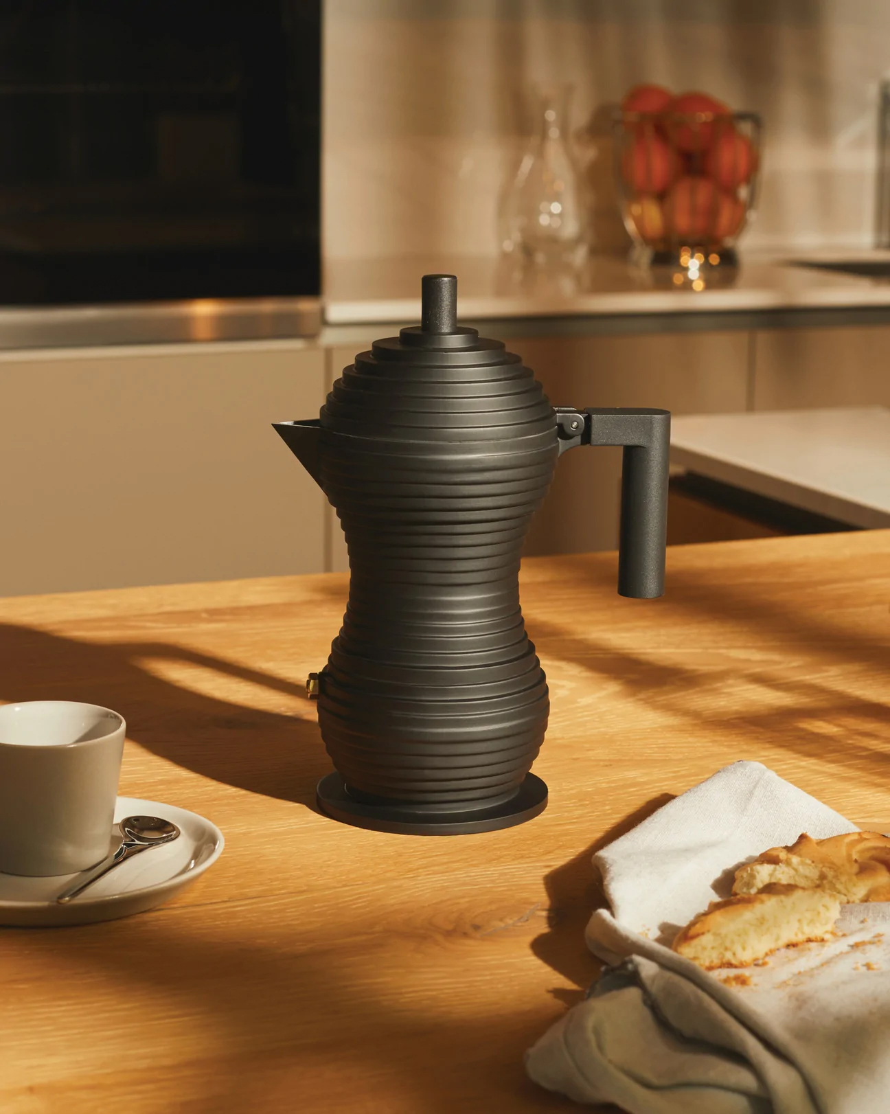 Alessi | アレッシィ からのPulcina エスプレッソメーカー black 