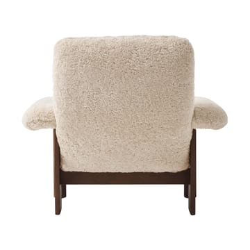 Brasilia アームチェア - Dark oak-Nature sheepskin curly - Audo Copenhagen | オドー・コペンハーゲン