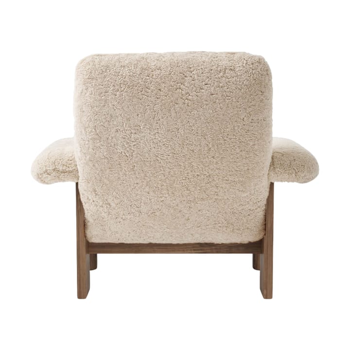 Brasilia アームチェア, Walnut-Nature sheepskin curly Audo Copenhagen | オドー・コペンハーゲン