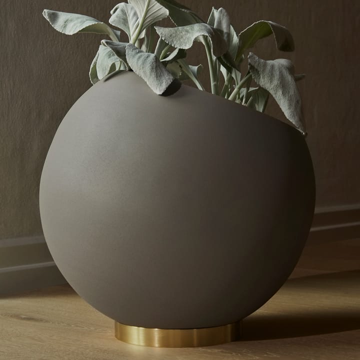 Globe 植木鉢 Ø37 cm, Taupe AYTM | アイテム