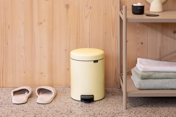 New Icon ペダルビン 5 L - Mellow yellow - Brabantia | ブラバンシア