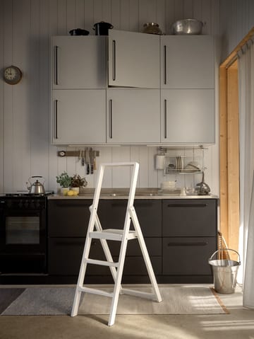 Step ladder - White-lacquered - Design House Stockholm | デザインハウス ストックホルム