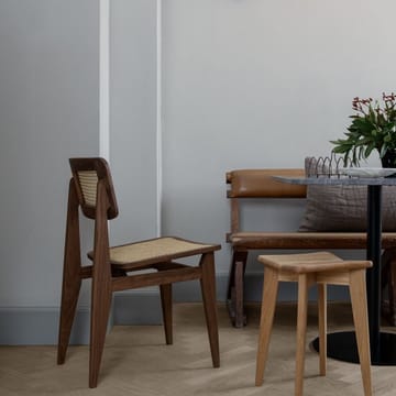 C-チェア チェア - Black stained oak, natural braided seat and back - GUBI | グビ