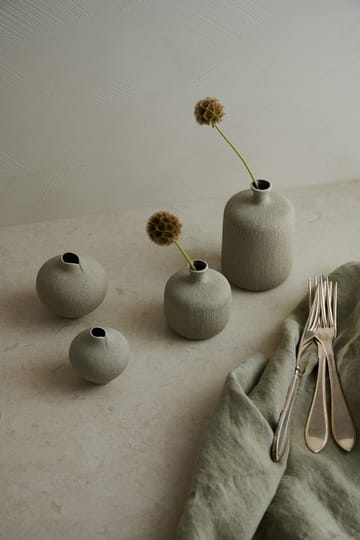 Bottle 花瓶 - Sand grey, medium - Lindform | リンドフォーム