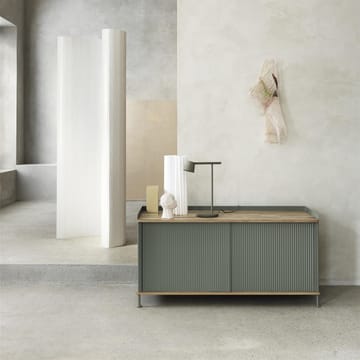 Enfold サイドボード low 125x45x63 cm - Oak-Dusty green - Muuto | ムート