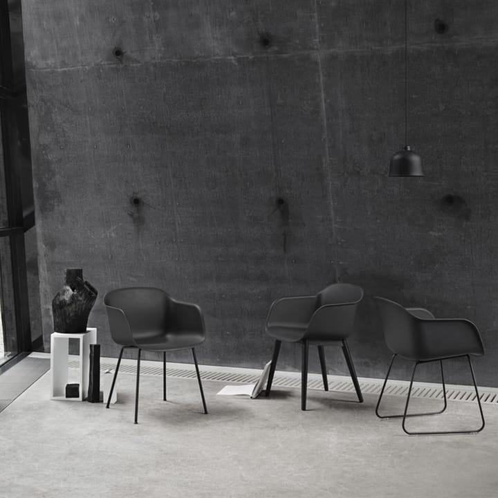 Fiber チェア アームレスト付き, Anthracite Black (plastic) Muuto | ムート