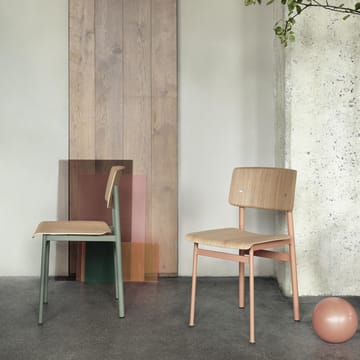 Loft チェア - dusty green-oak - Muuto | ムート