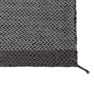 Ply wool rug 85x140 cm - dark grey - Muuto | ムート