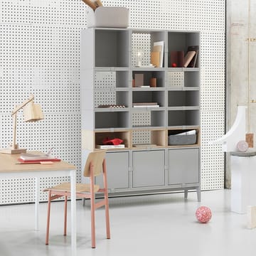 Stacked 2.0 ドア付きシェルフ, medium - light grey - Muuto | ムート