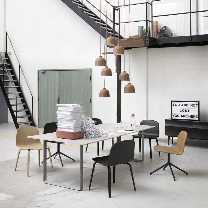 Visu チェア wooden base, Black Muuto | ムート