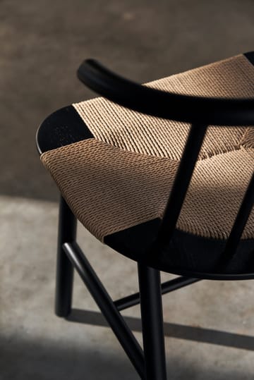 VIOR ダイニングチェア wicker seat - Black lacquered oak-nature - NJRD | 二オール