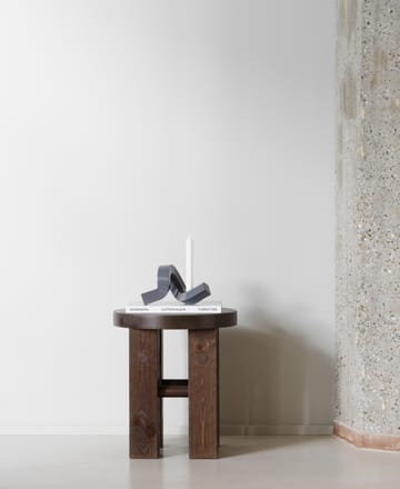 Crooked キャンドルホルダー 1 - Warm grey - Normann Copenhagen | ノーマンコペンハーゲン