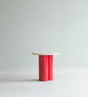 Dit サイドテーブル Ø40 cm - Travertine Light-bright red - Normann Copenhagen | ノーマンコペンハーゲン