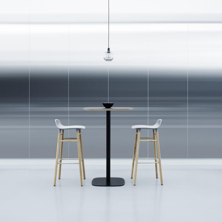 Form バースツール オークレッグ, Grey Normann Copenhagen | ノーマンコペンハーゲン