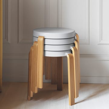 Tap スツール - Olive, oak legs - Normann Copenhagen | ノーマンコペンハーゲン