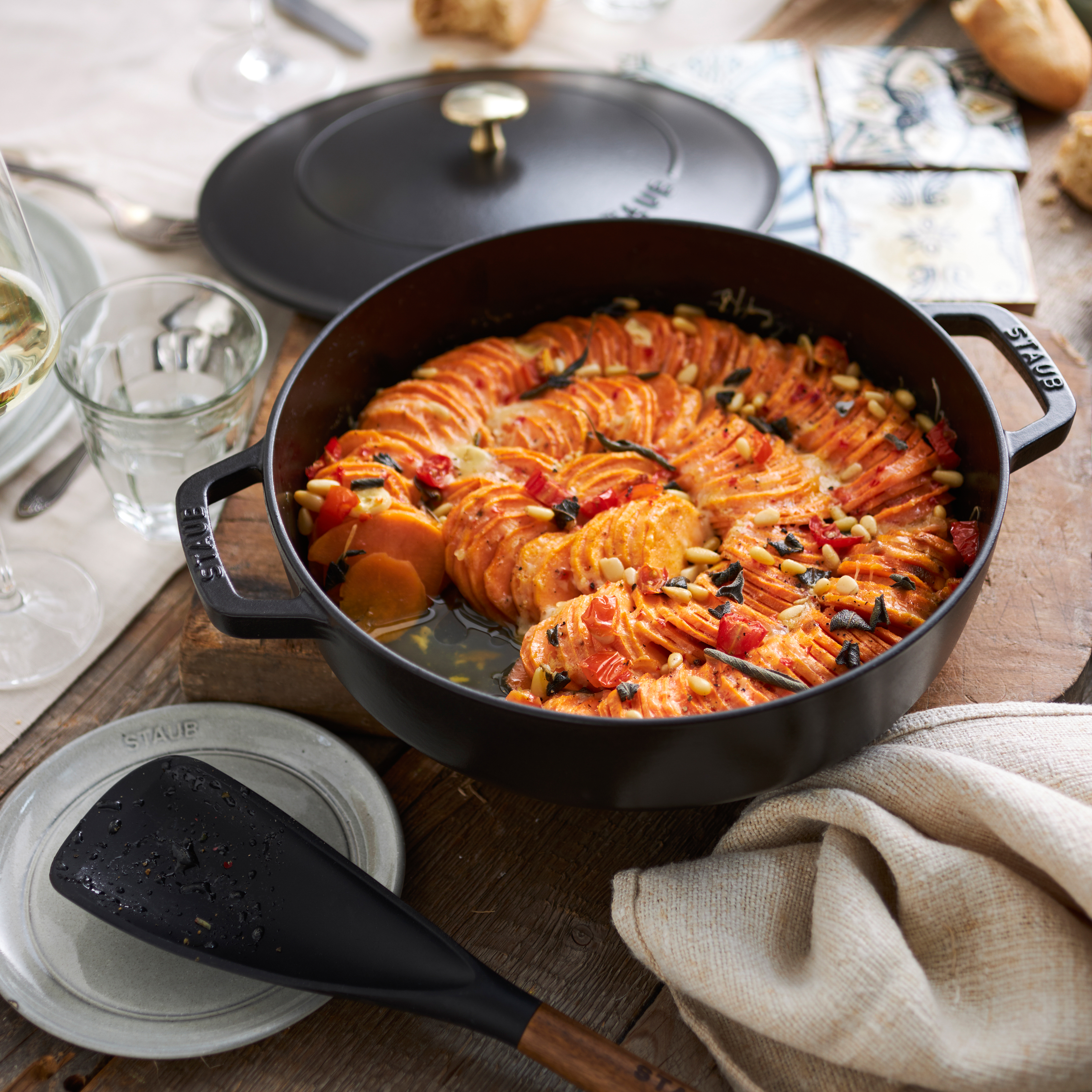 STAUB | ストウブ からのChistera ソースパン Ø28 cm 3.7 L ...