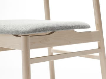 Prima Vista チェア white-oiled birch - Textile hallingdal 65-130 grey - Stolab