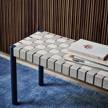 Betty TK5 ベンチ - Oak. natural braided linen seat - &Tradition | アンドトラディション