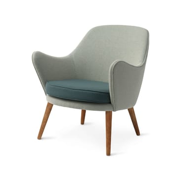 Dwell ラウンジチェア - Fabric merit 021/merit 017 light cyan/dark cyan, legs in smoked oak - Warm Nordic