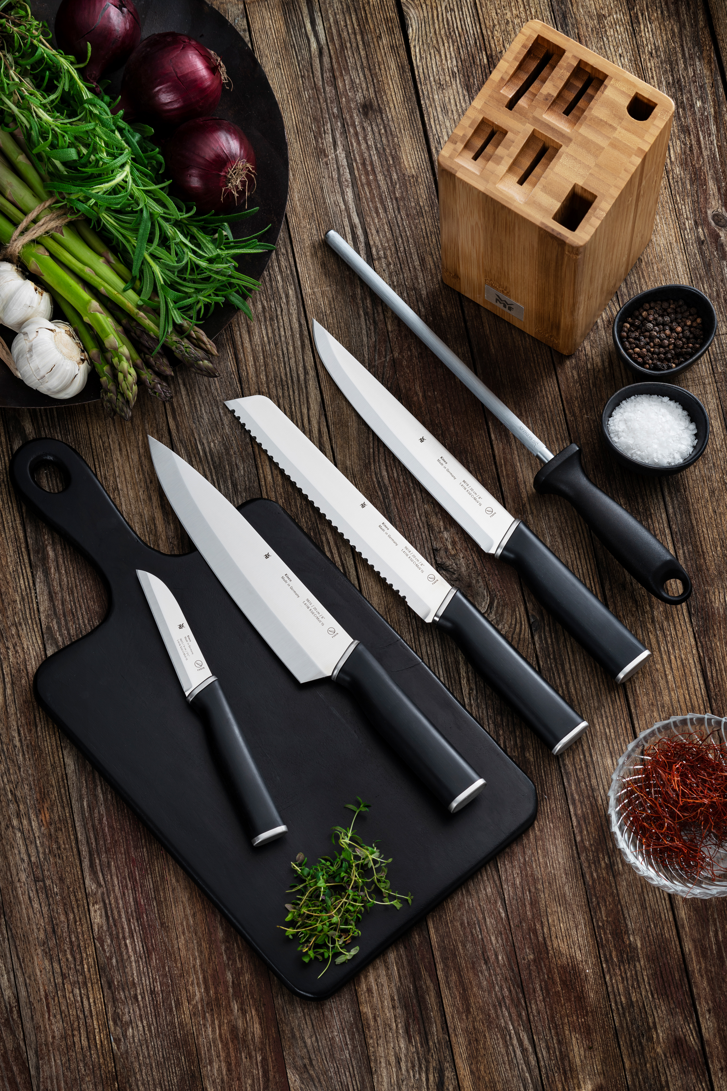 GOURMET 5ピース カトラリーセット ナイフ4本 キッチンバサミ まな板 人気ブランド - 調理器具