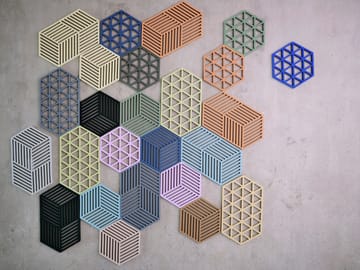 Hexagon 鍋敷き  大 - Light Terracotta - Zone Denmark | ゾーン デンマーク